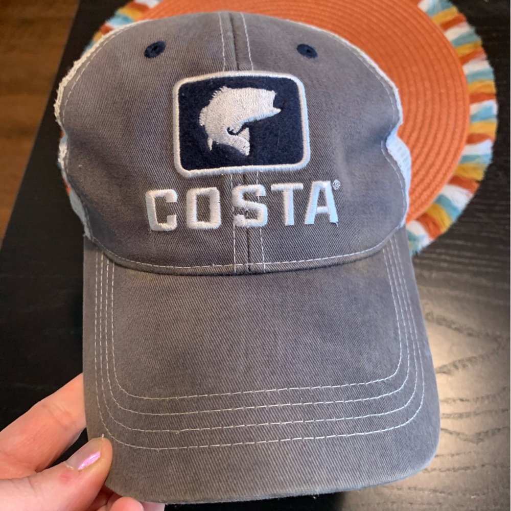 Costa- OSFM, gray and white SnapBack. Barely worn.